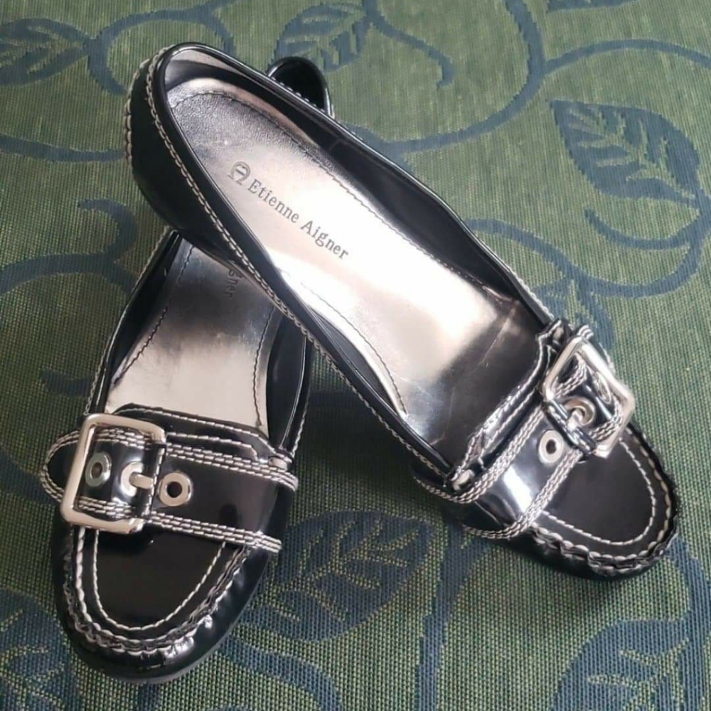 Etienne Aigner black patent leather slip on loafer/ flat shoes - 8.5M